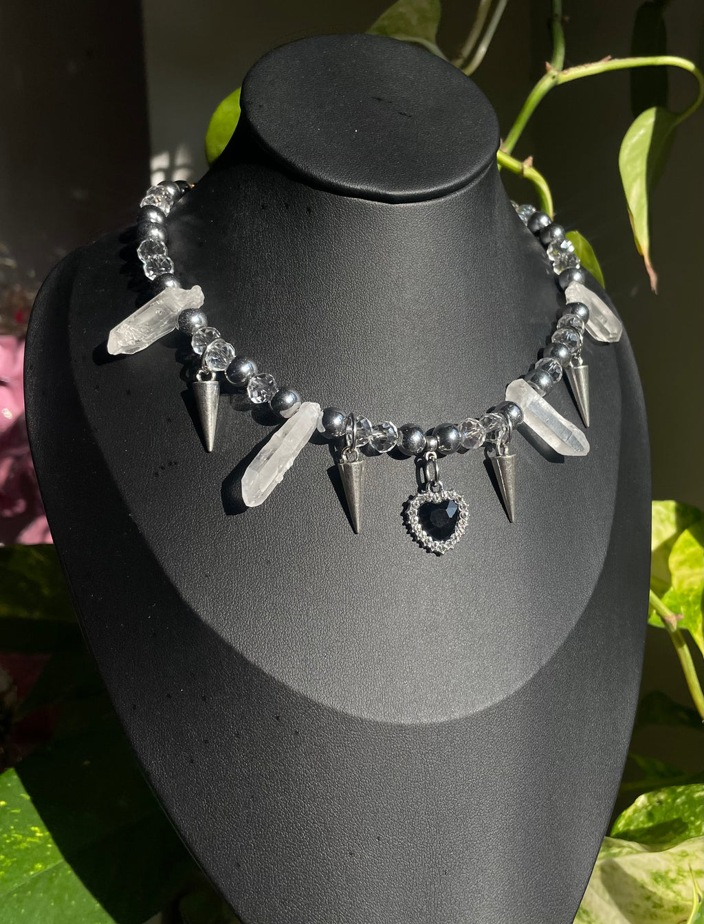 Black heart necklace