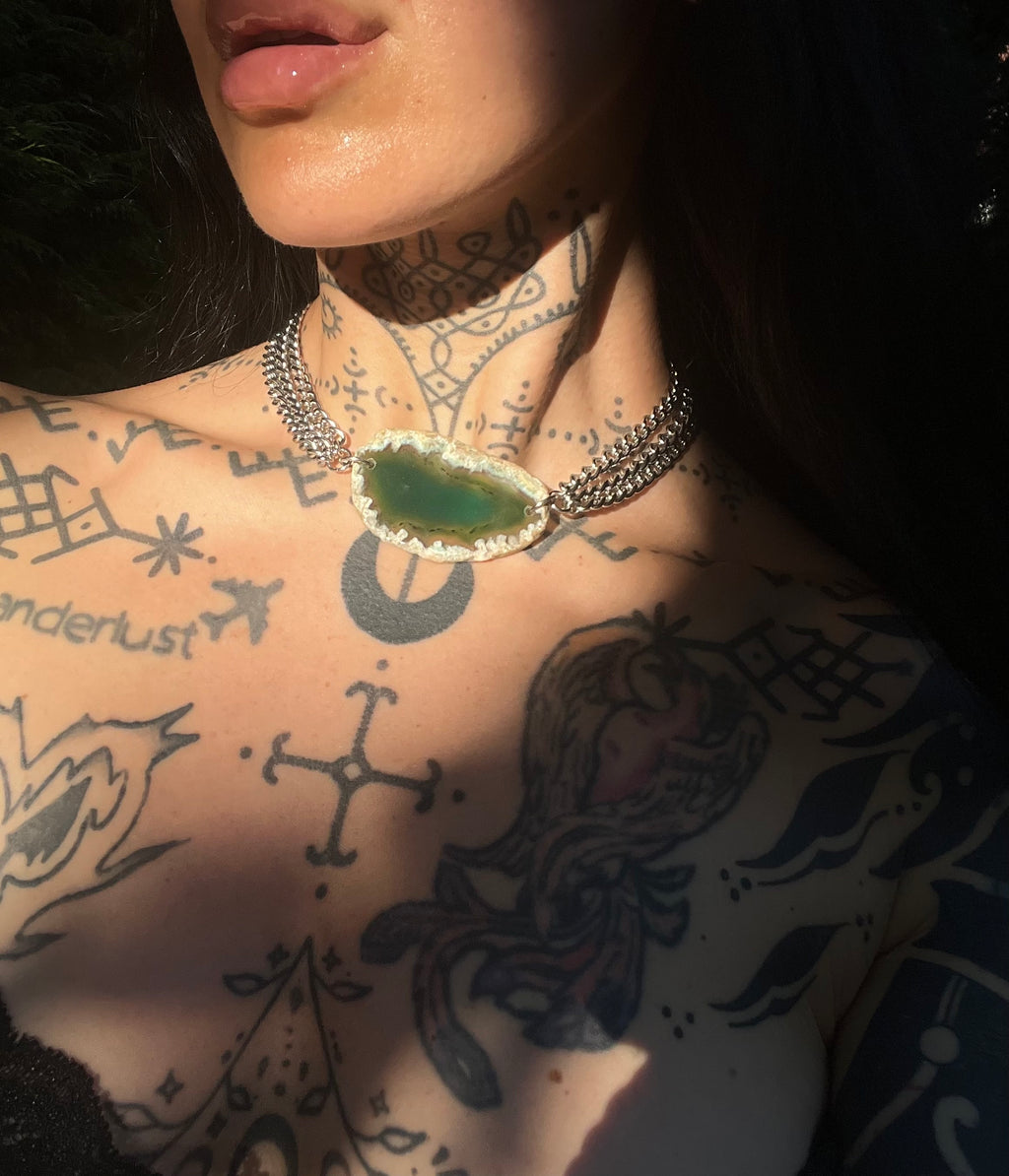 Raw agate necklace