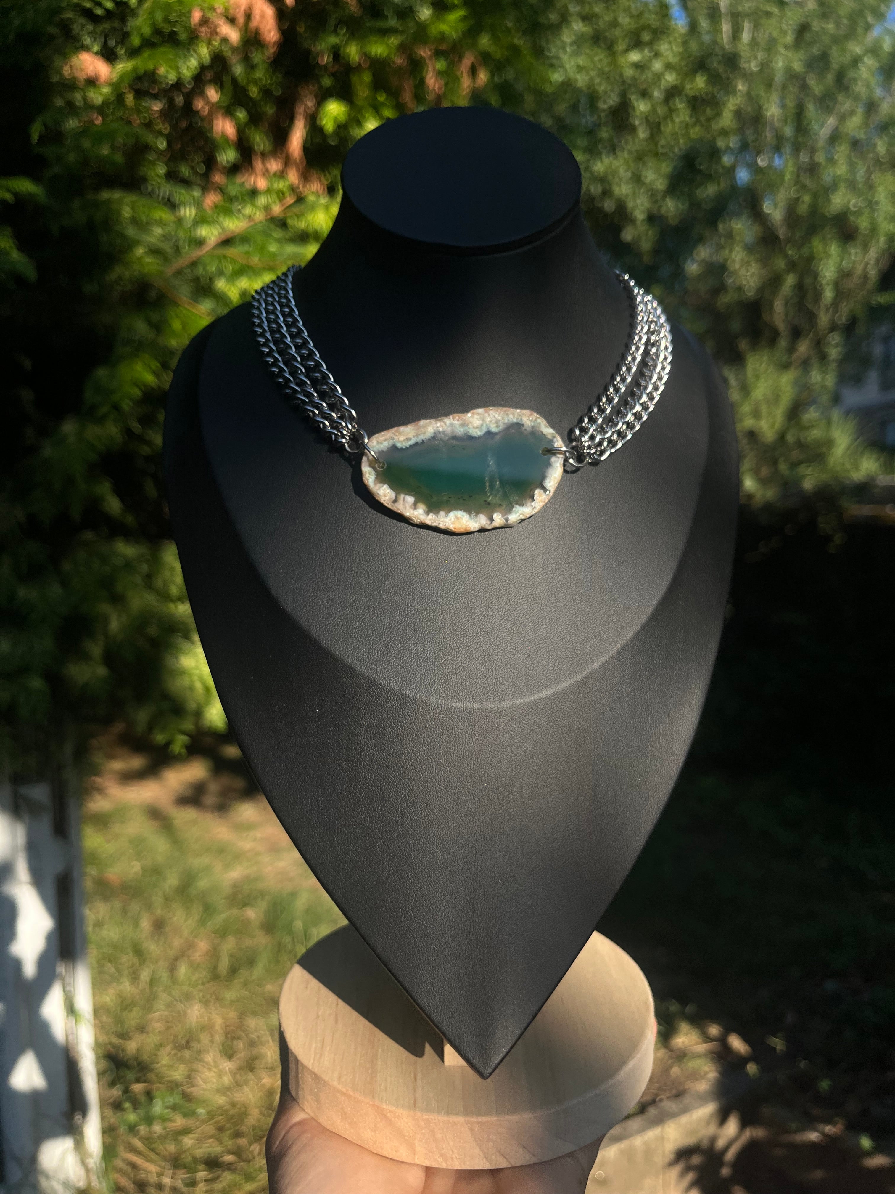 Raw agate necklace