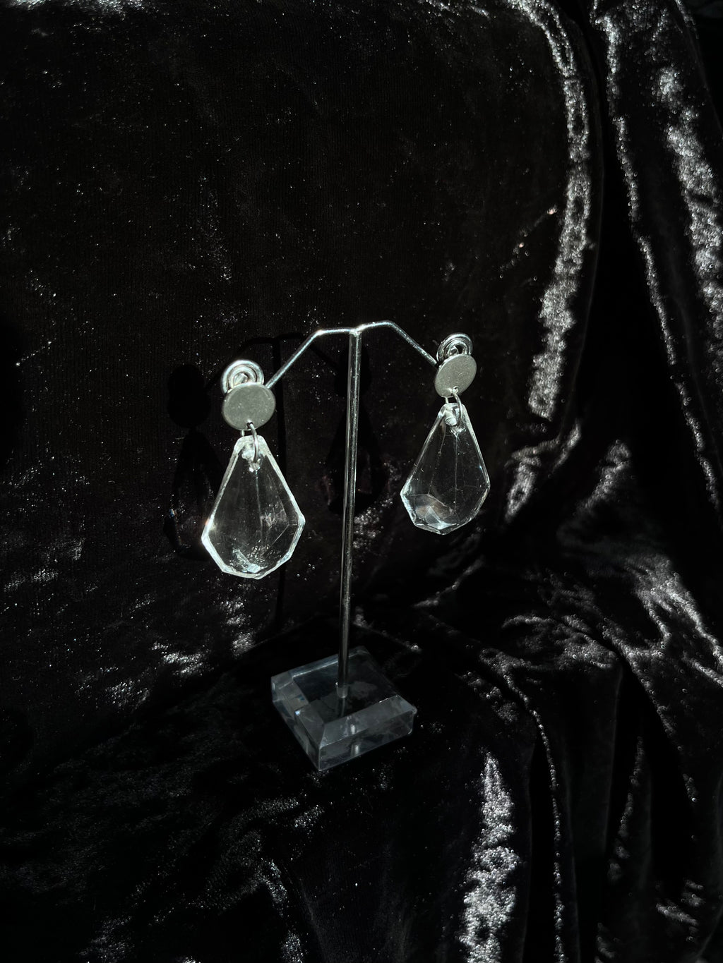 Crystal drop earrings