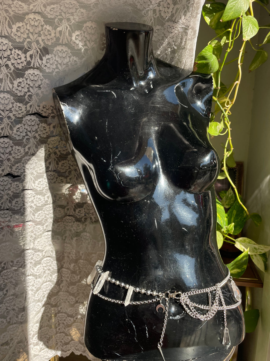 Moonlight crystal belt