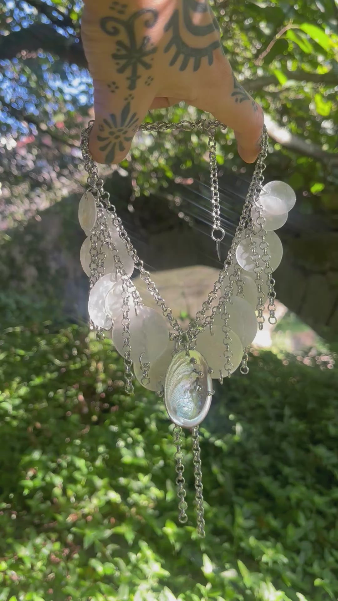 Tideborn Nacar Shell Necklace